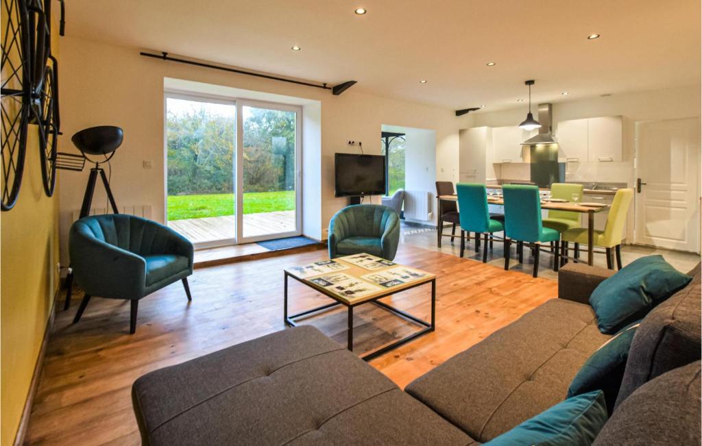 Nice Home In Clitourps With 3 Bedrooms And Wifi photo 3