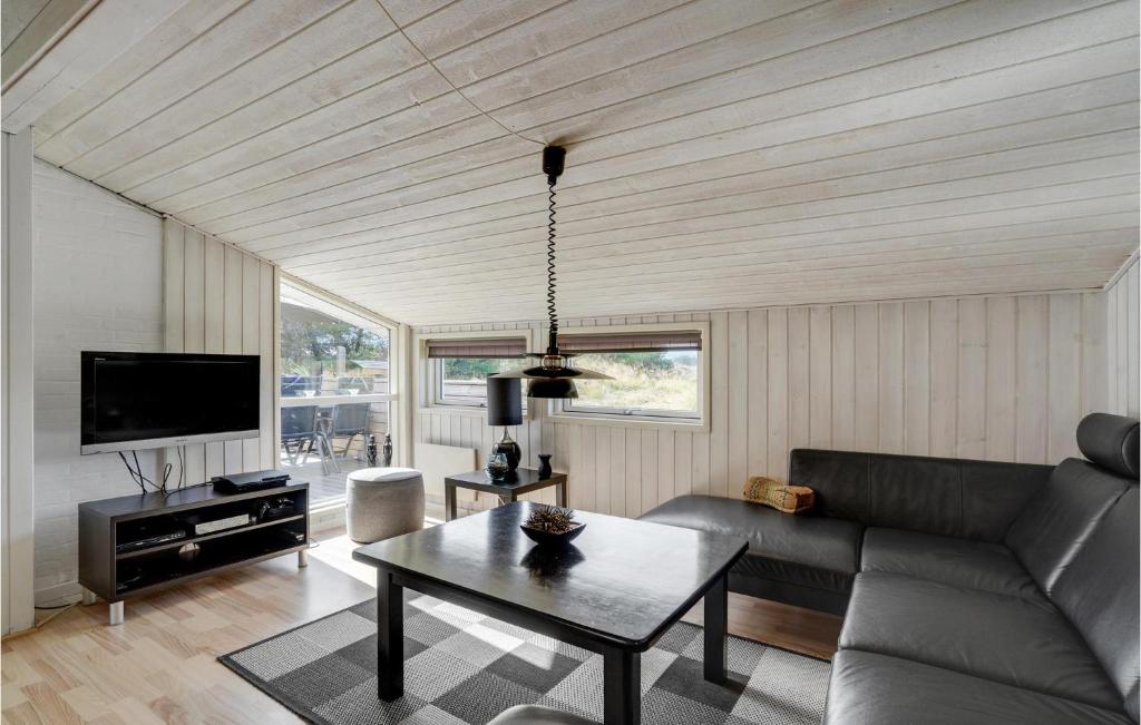 Amazing Home In Blvand With 5 Bedrooms, Sauna And Wifi photo 3