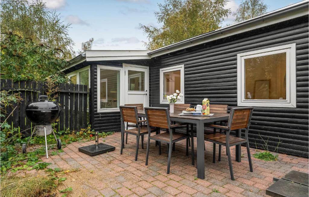 Stunning Home In Nykbing Sj With 3 Bedrooms And Wifi photo 1