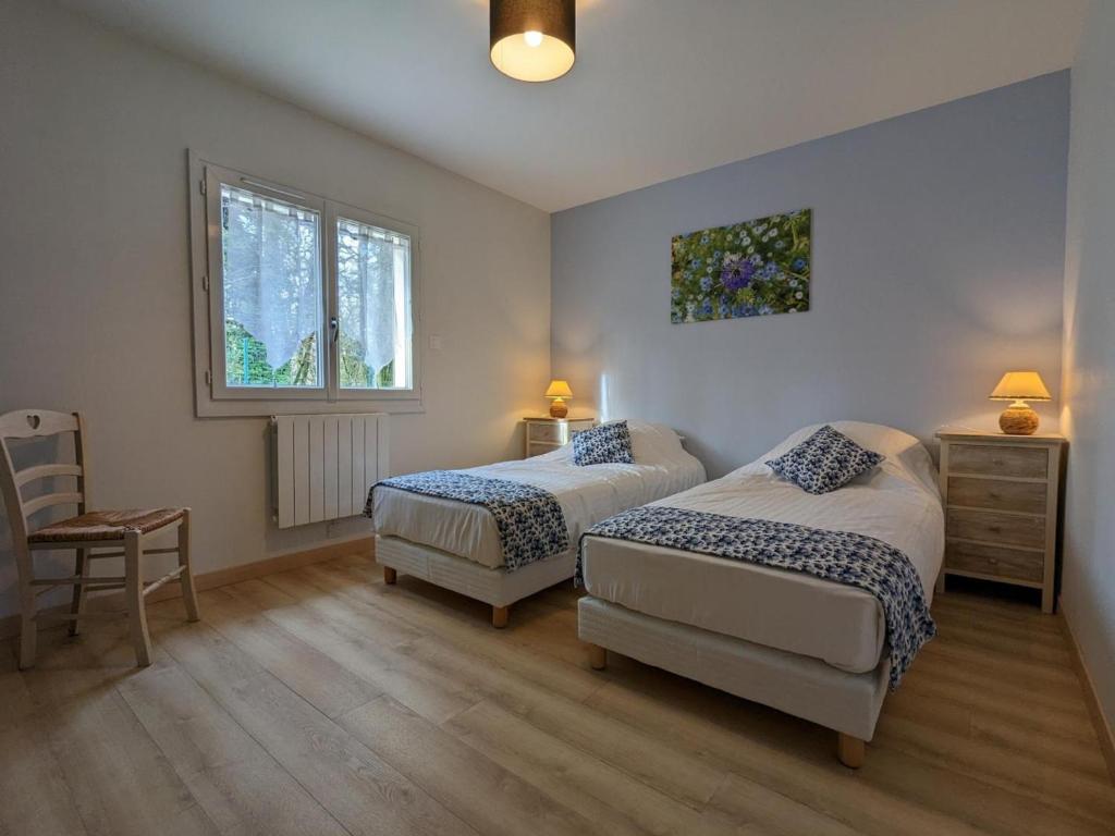 Gîte Puyréaux, 4 pièces, 5 personnes - FR-1-653-227 photo 2
