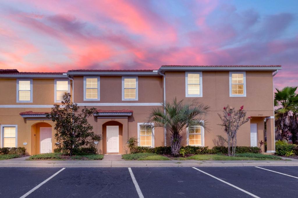 2 Bedrooms - 2,5 Bathrooms - Encantada 3020 Bp image