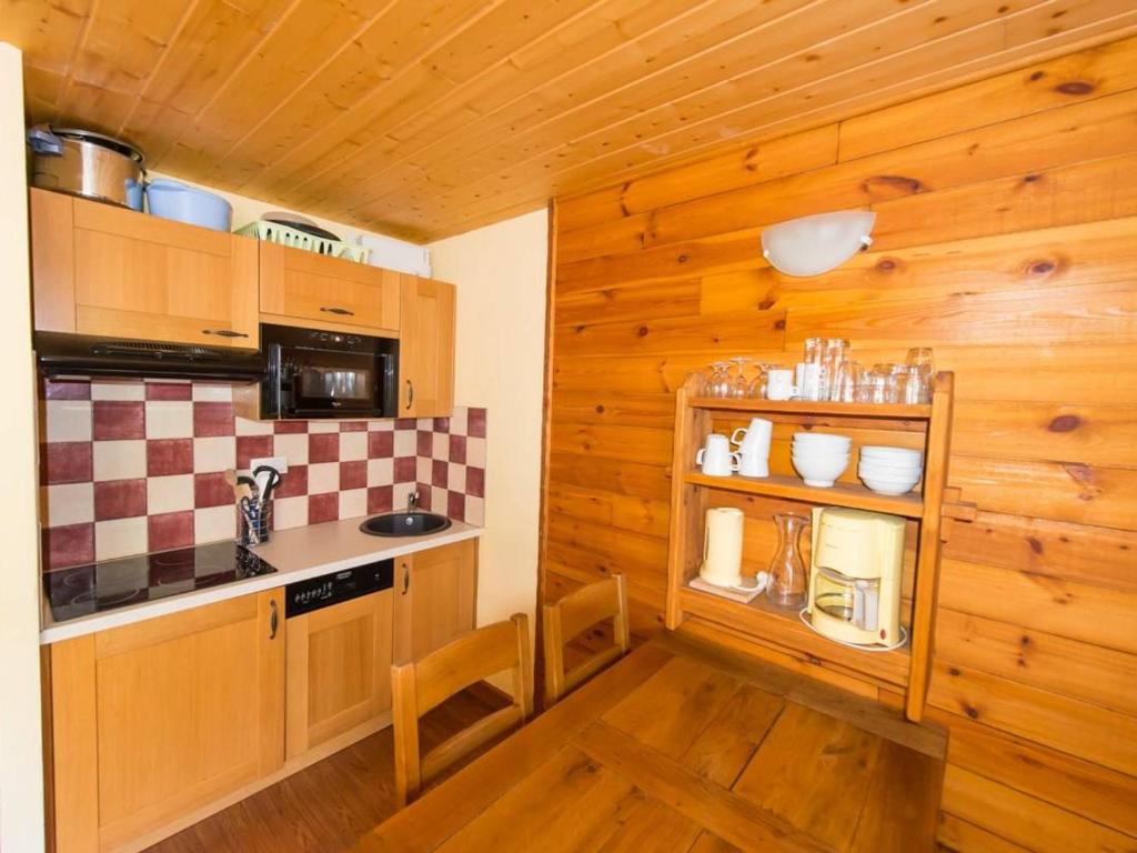 Appartement Serre Chevalier, 1 pièce, 4 personnes - FR-1-330F-119 photo 4