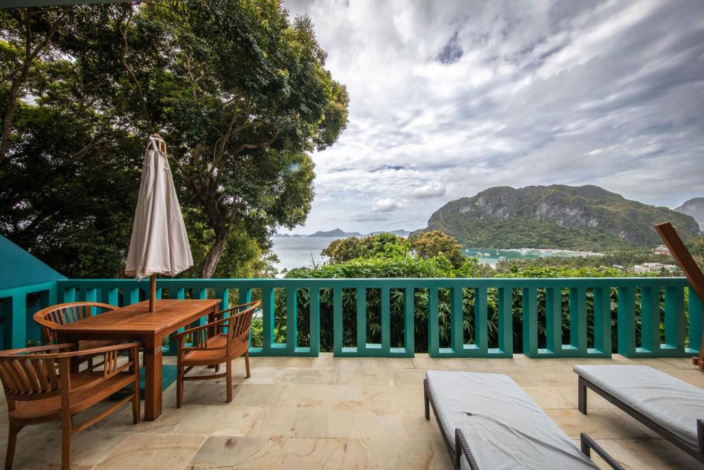 Karuna El Nido Villas - Tap to explore photos