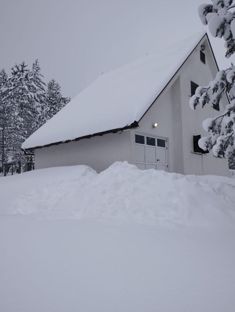 MAJA - kuća za odmor, 150m od skijališta photo 3