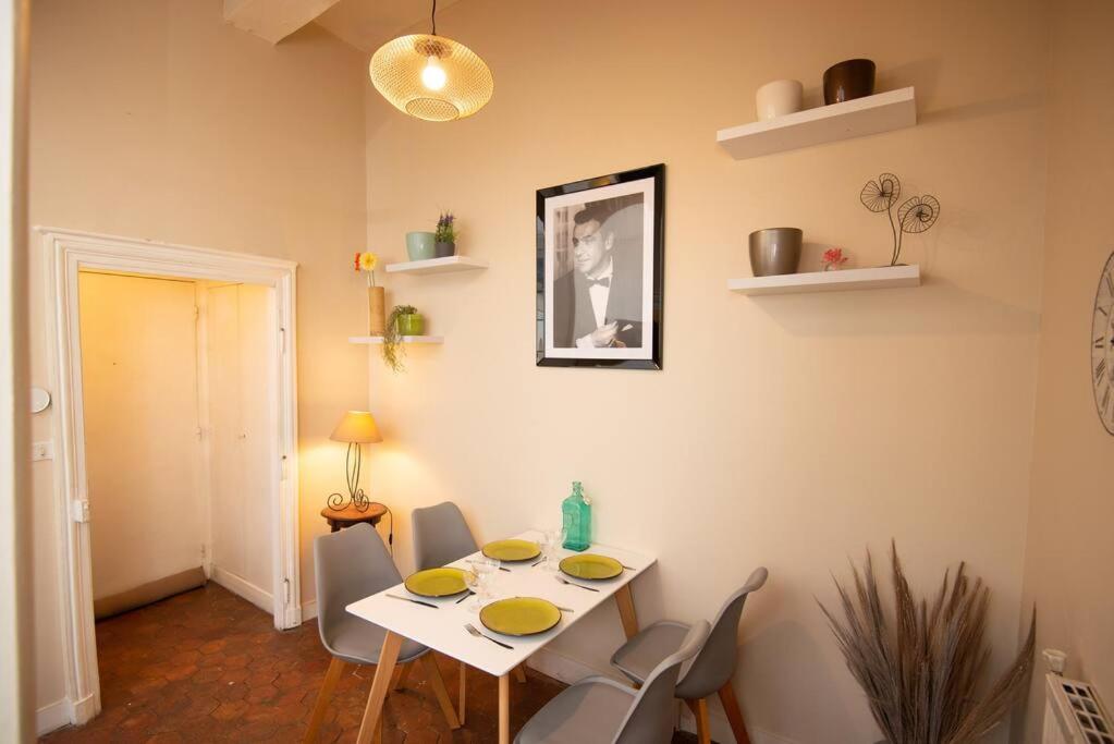 LA BELLE PIERRE - Appartement de charme très calme en Cœur de Ville photo 3