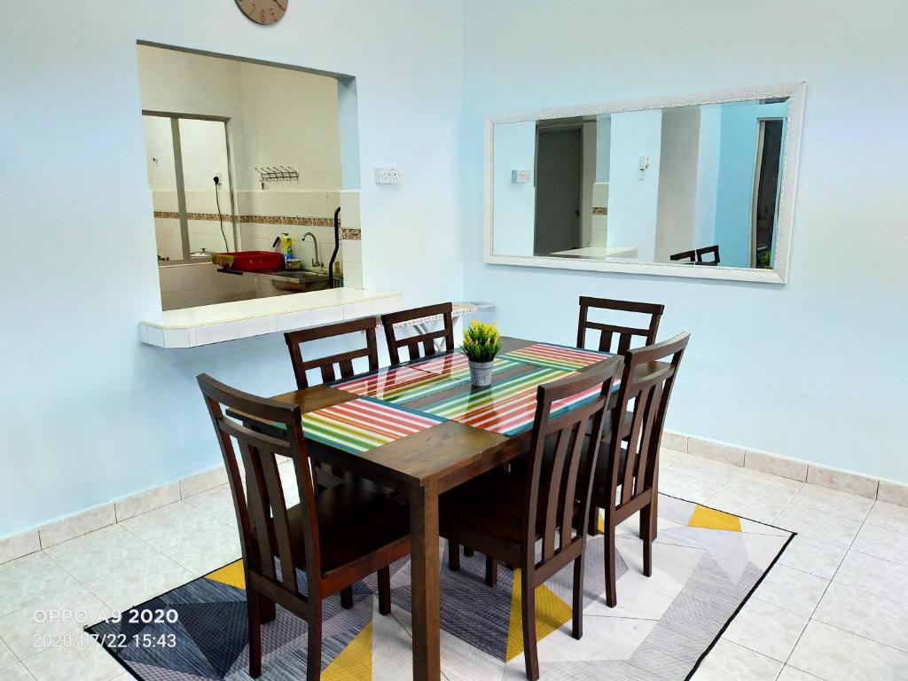 NASYA HOMESTAY BANDAR ENSTEK photo 2