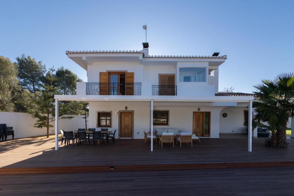 Villa Huerta 1 Manises, jacuzzi, sauna, piscina photo 3