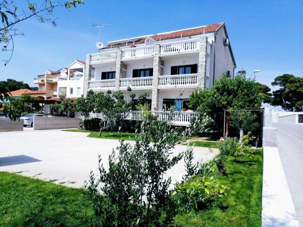 Apartments Tiho&Marija photo 1
