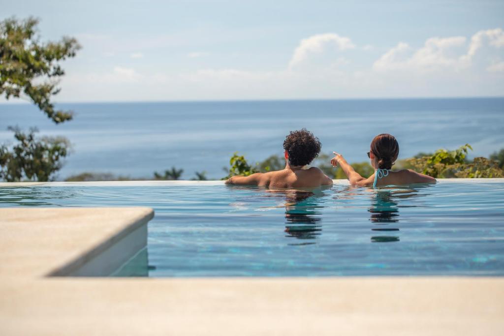 Adeluna Luxury Villas