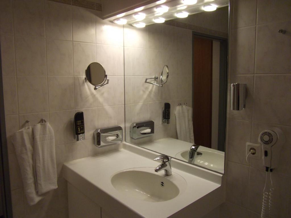 Двухместный (Двухместный номер «Комфорт» с 1 кроватью), Hotel Alt - Tegel