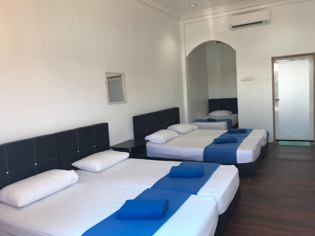 Perhentian Nemo Chalet photo 1