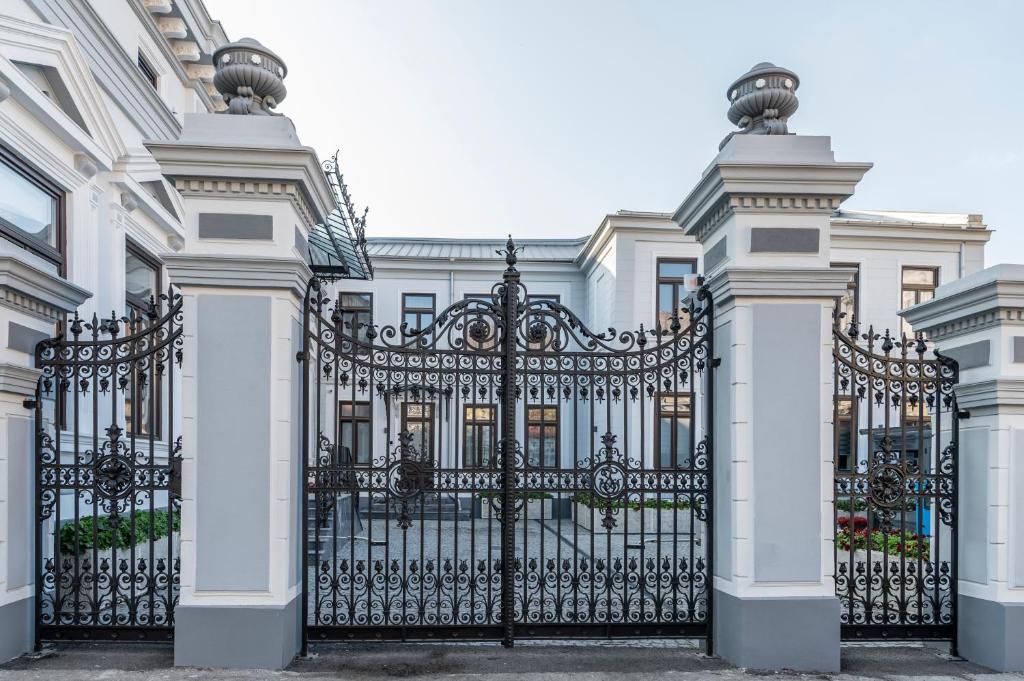 SIR LUXURY BOUTIQUE HOTEL photo 2