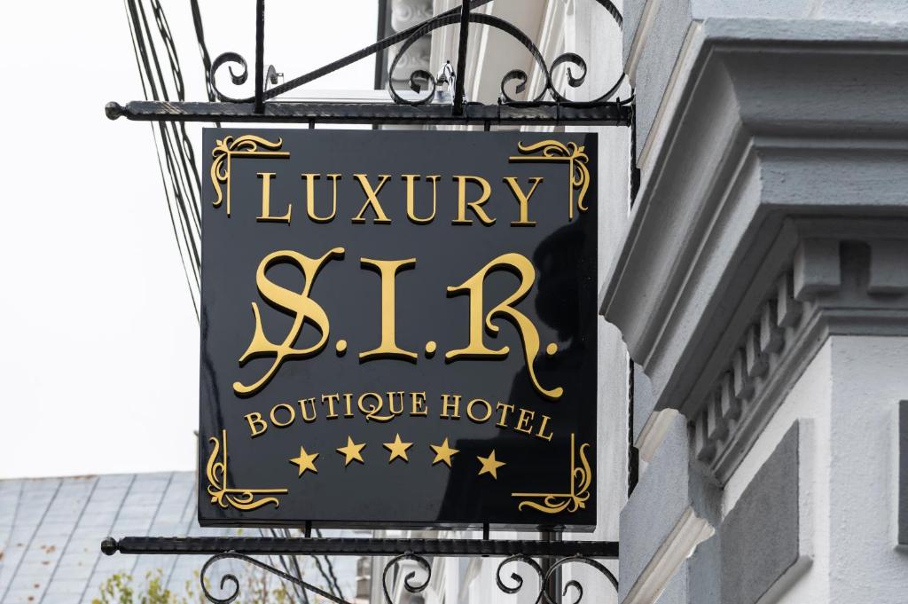 SIR LUXURY BOUTIQUE HOTEL photo 1