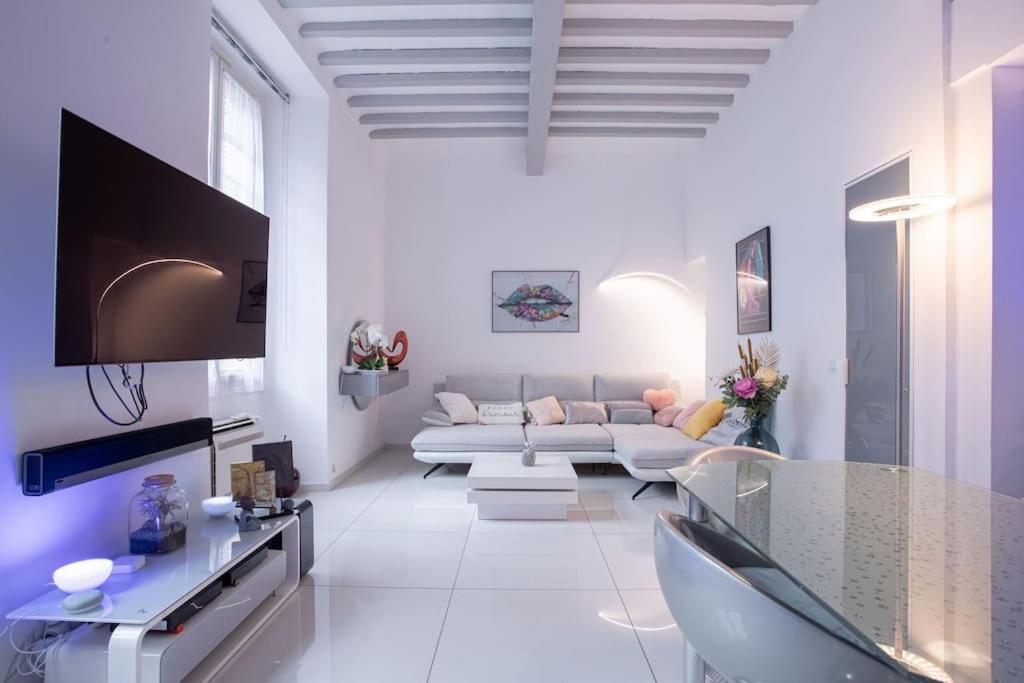 Large Duplex - Air Conditioning & Parking - Walk To The Beach ! - Le Saint Henry photo 3