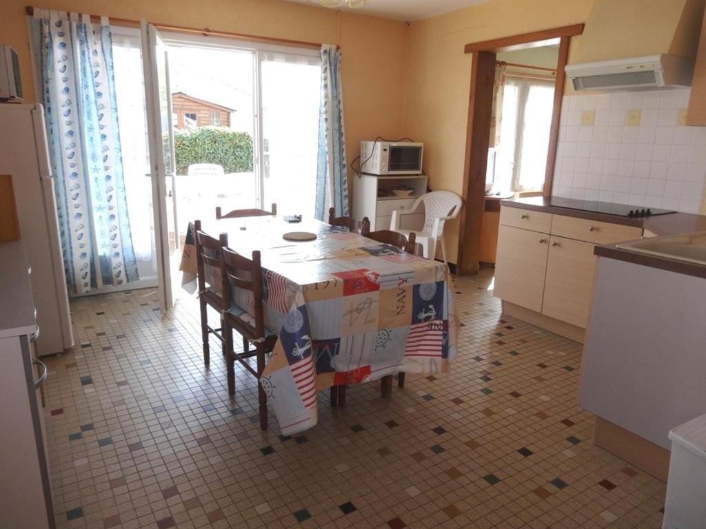 Maison L'Aiguillon-sur-Mer, 4 pièces, 5 personnes - FR-1-476-2 photo 3