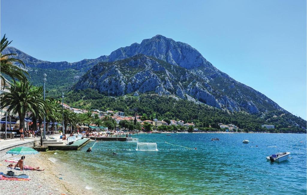 Nice Apartment In Gradac With 1 Bedrooms And Wifi photo 1