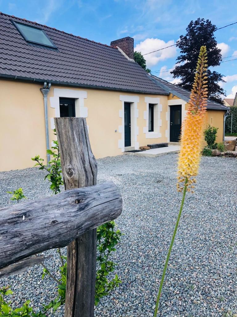 Aux Jardins De La Guyonnière Gîte 2 à 13 personnes photo 1