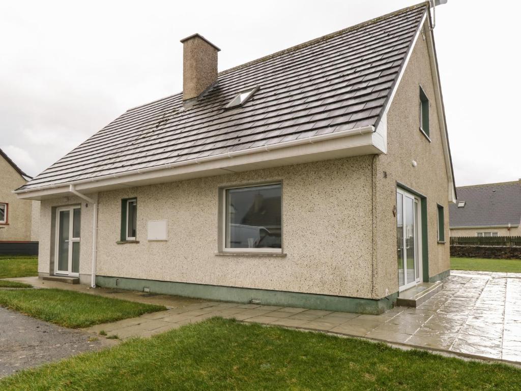 38 Carrowhubbock Holiday Village photo 1