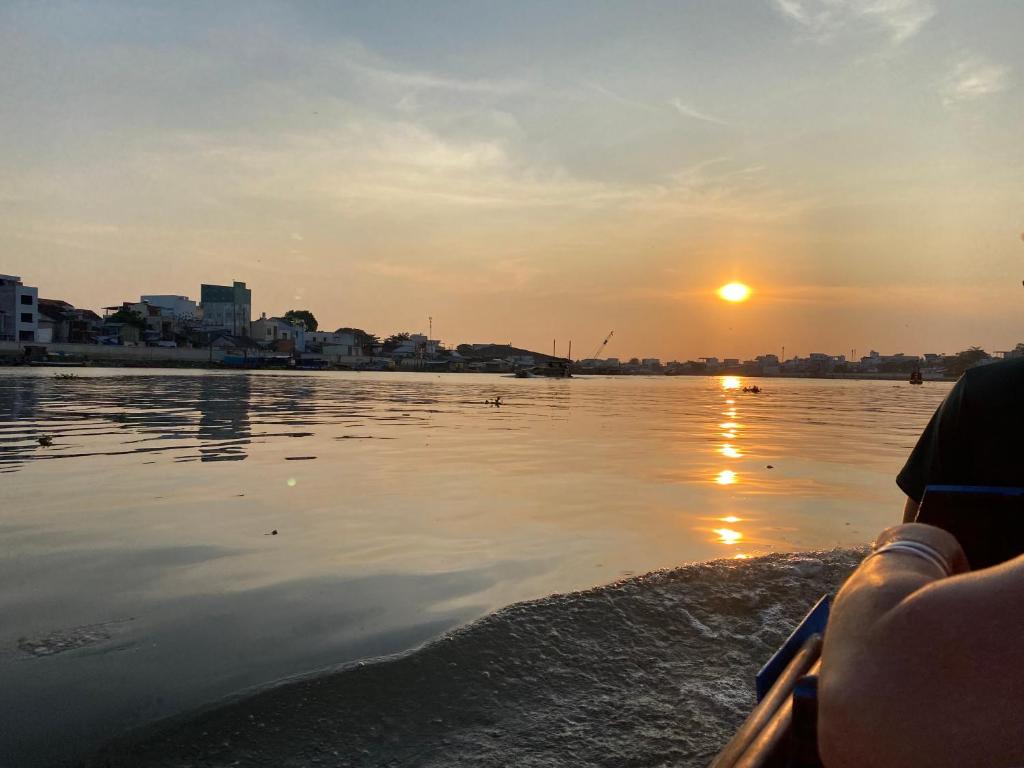 Mekong Farmstay CanTho - C.R Floating Market