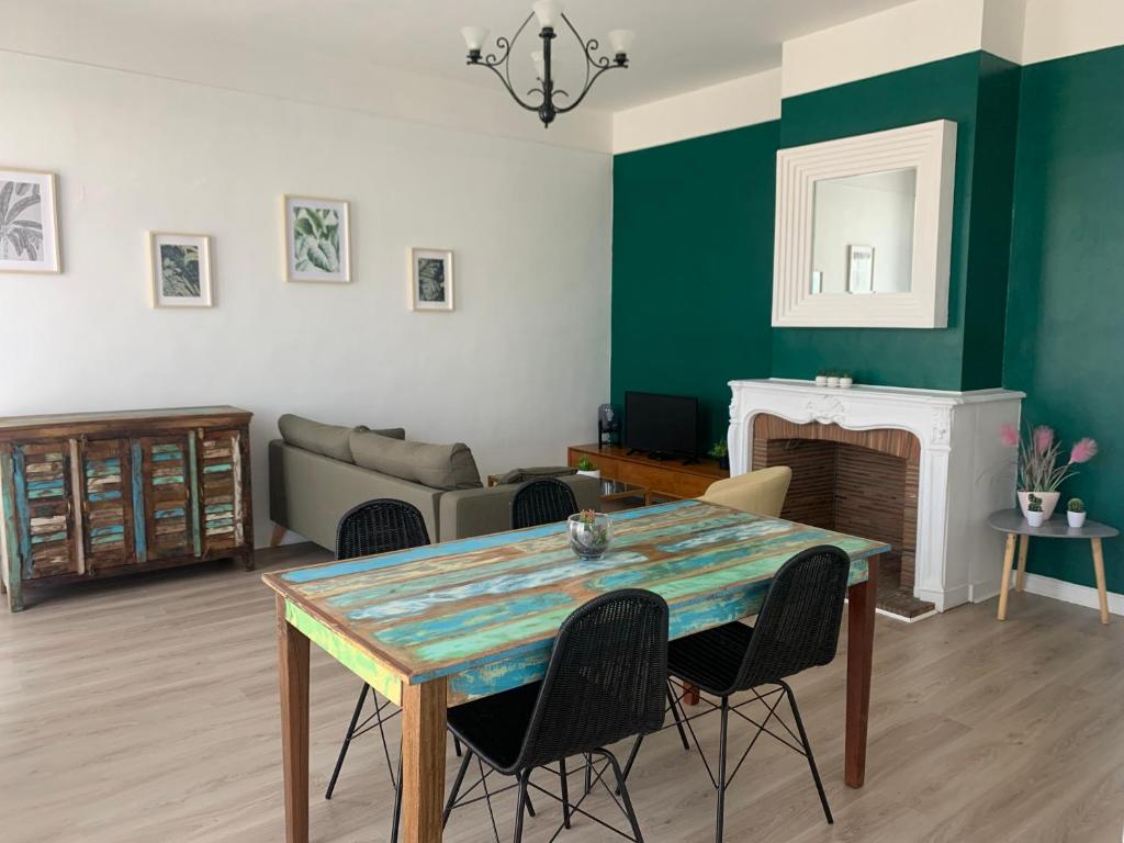 DOUAI 1 spacieux et joli appartement photo 1