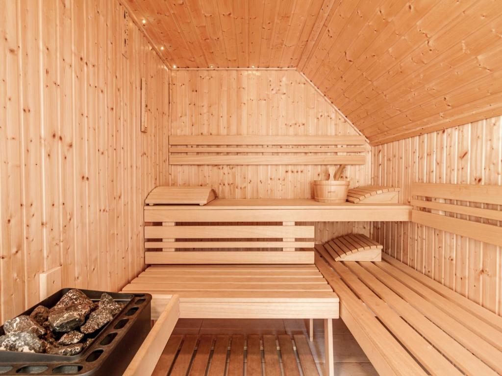 Holiday Home Lakeside Village 13 - - sauna by Interhome photo 1