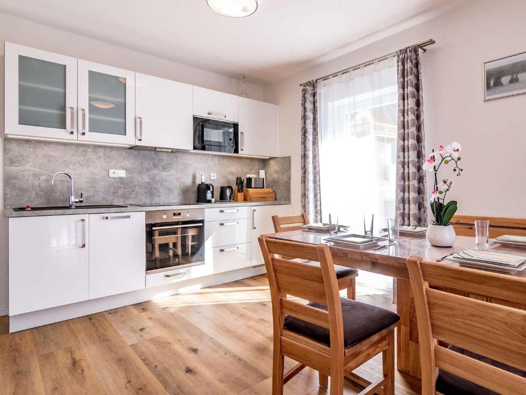 Holiday Home Lakeside Village 35 by Interhome photo 2