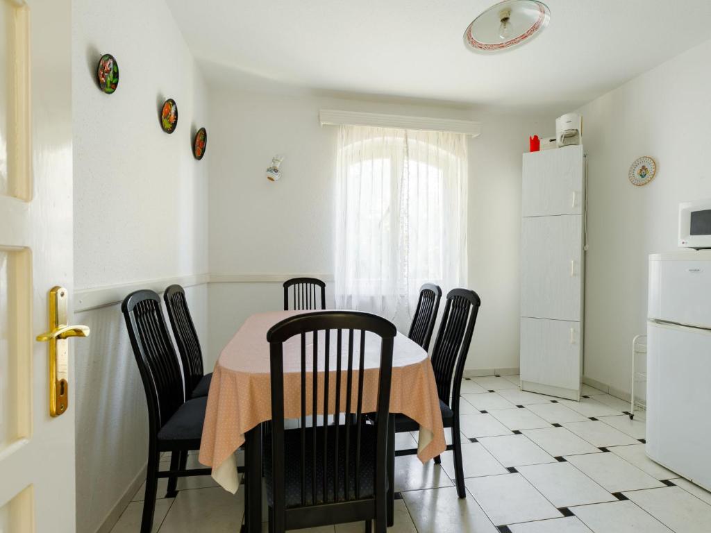 Apartment Bella 02 by Interhome photo 4