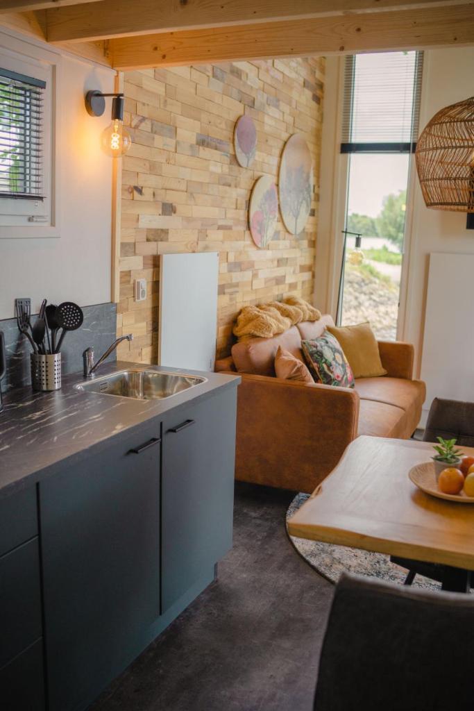 Holiday Home Tiny River House-1 by Interhome photo 4