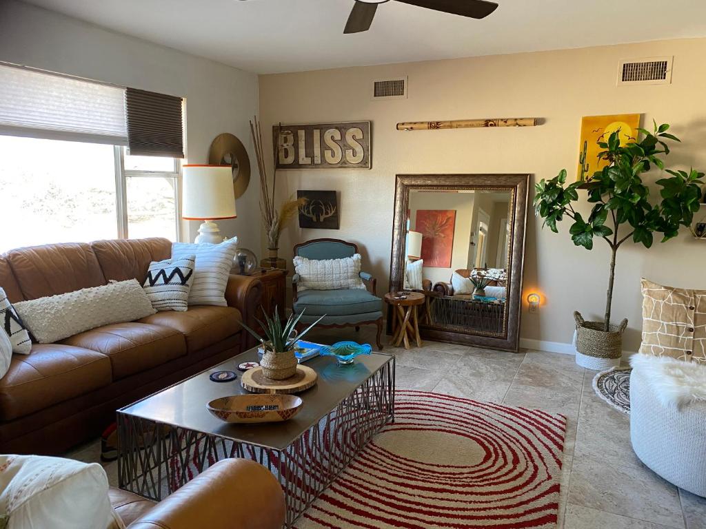 Desert Oasis - Joshua tree peaceful retreat Home photo 4