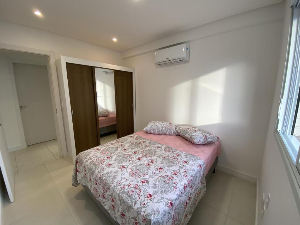 Apartamento em Torres-906 - Uma quadra do mar photo 3