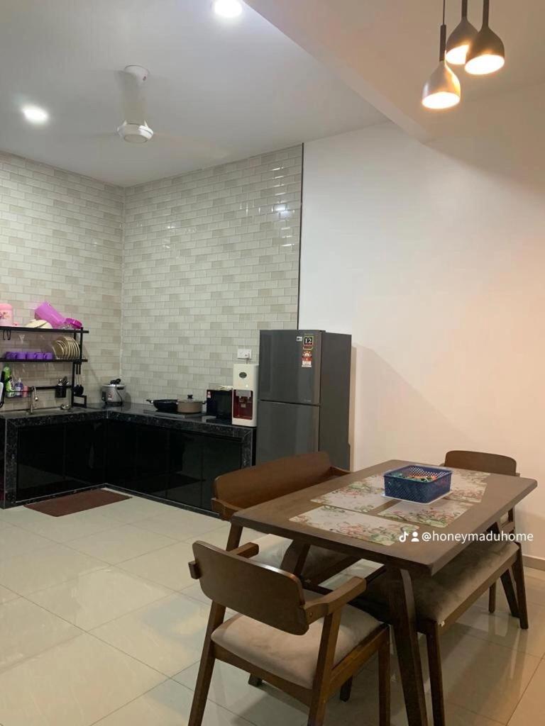 HoneyMadu Home photo 4