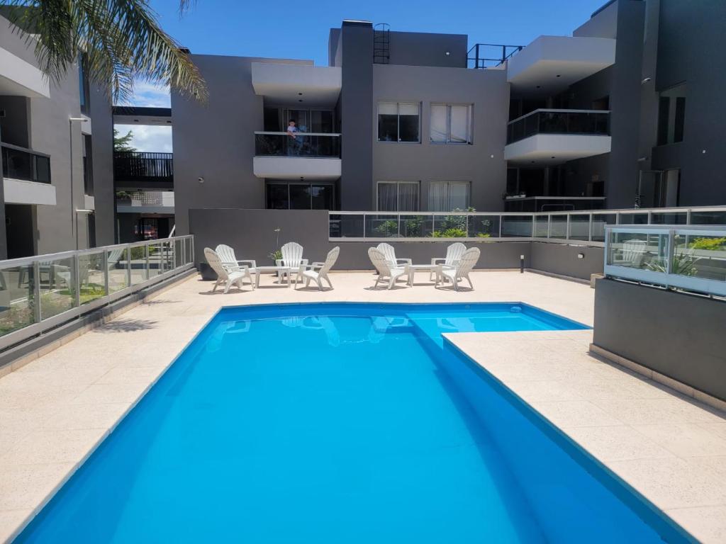 Departamento nuevo con seguridad y pileta ,en villa allende a 15 del centro de Córdoba photo 1