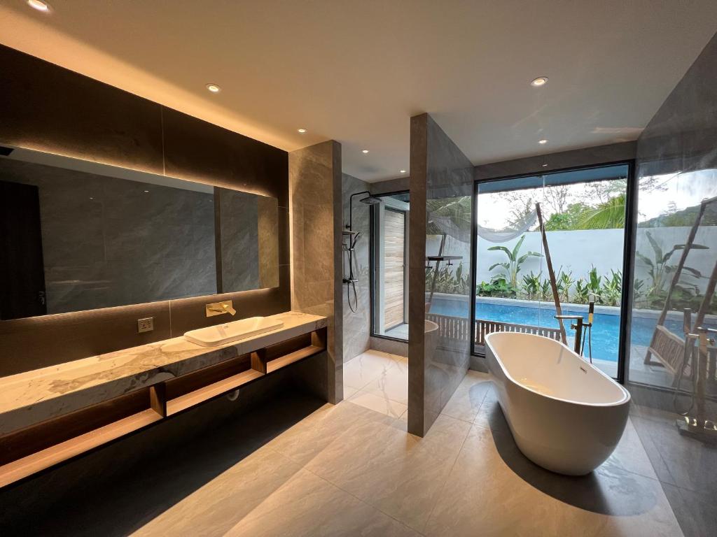 Looma Private Pool Villas photo 2