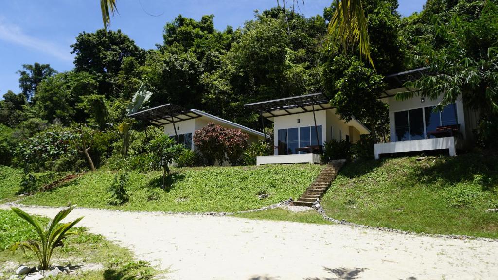 Ao Pong Resort photo 1