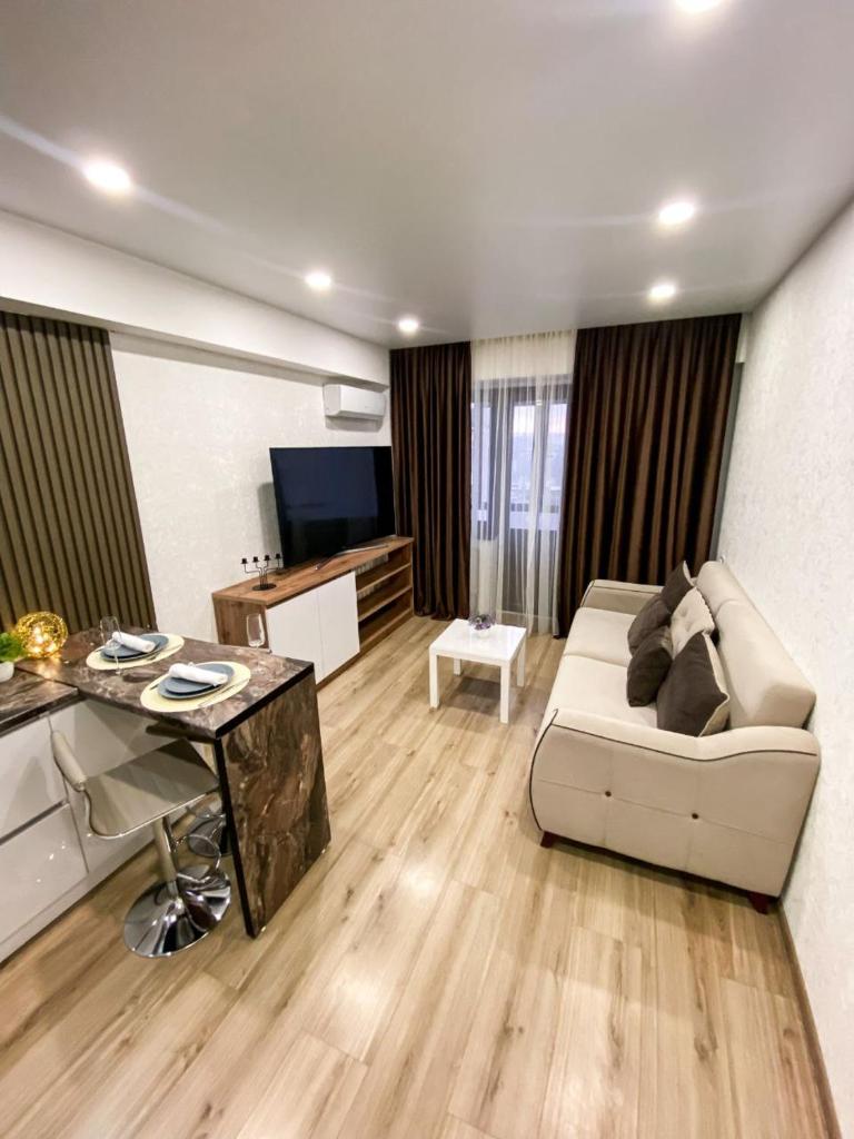 Central City Apartments photo 4