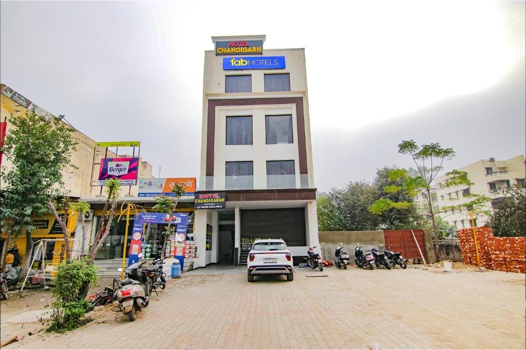 FabHotel Chandigarh photo 1