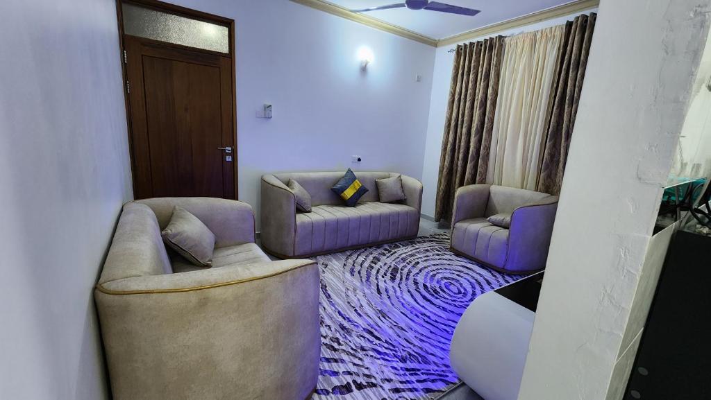 House of Comfort a One Bedroom Airbn photo 1