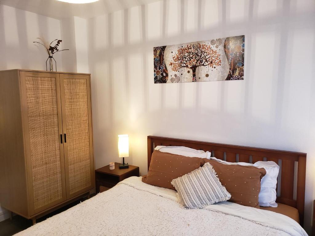 Maison du Bonheur 2 à TROYES Logement entier avec parking photo 1