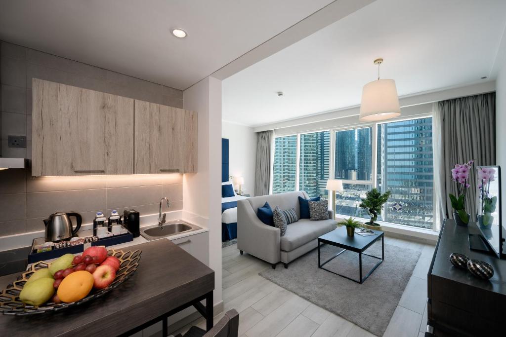 Centara West Bay Hotel & Residences Doha photo 3