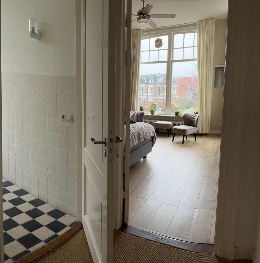 Luxe kamer in stadsvilla photo 3