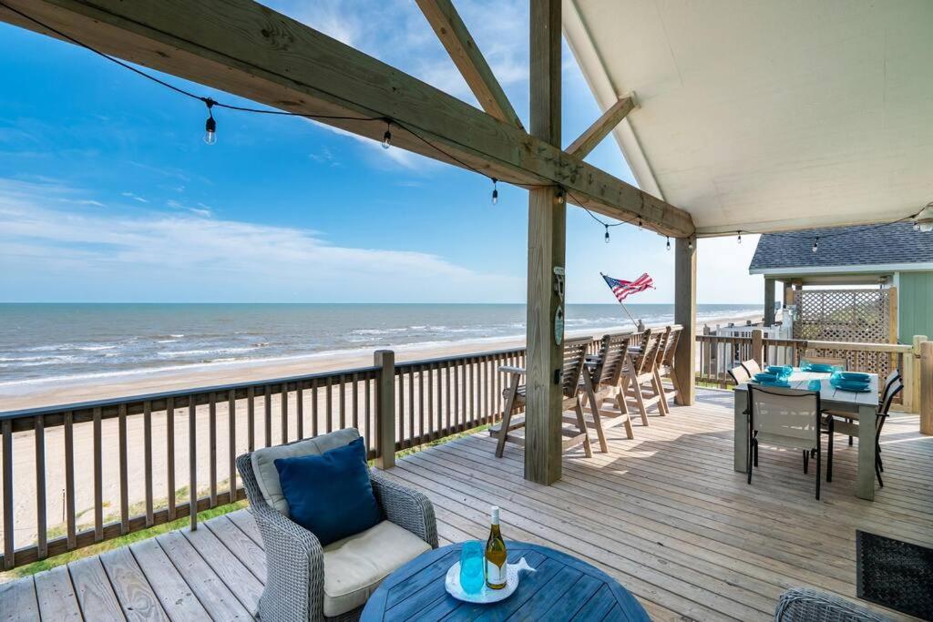 Gulf Front - Mini Golf - Hot Tub - Family Friendly - ForeShore photo 4