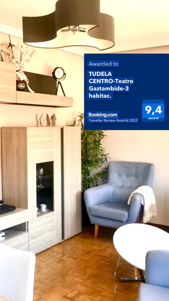 TUDELA CENTRO-Teatro Gaztambide-3 habitac. photo 2