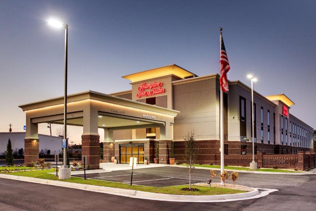 Hampton Inn & Suites Cordele image