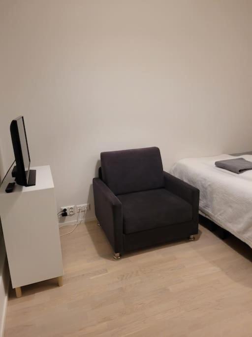 Bright studio apartment on the 6th floor photo 3