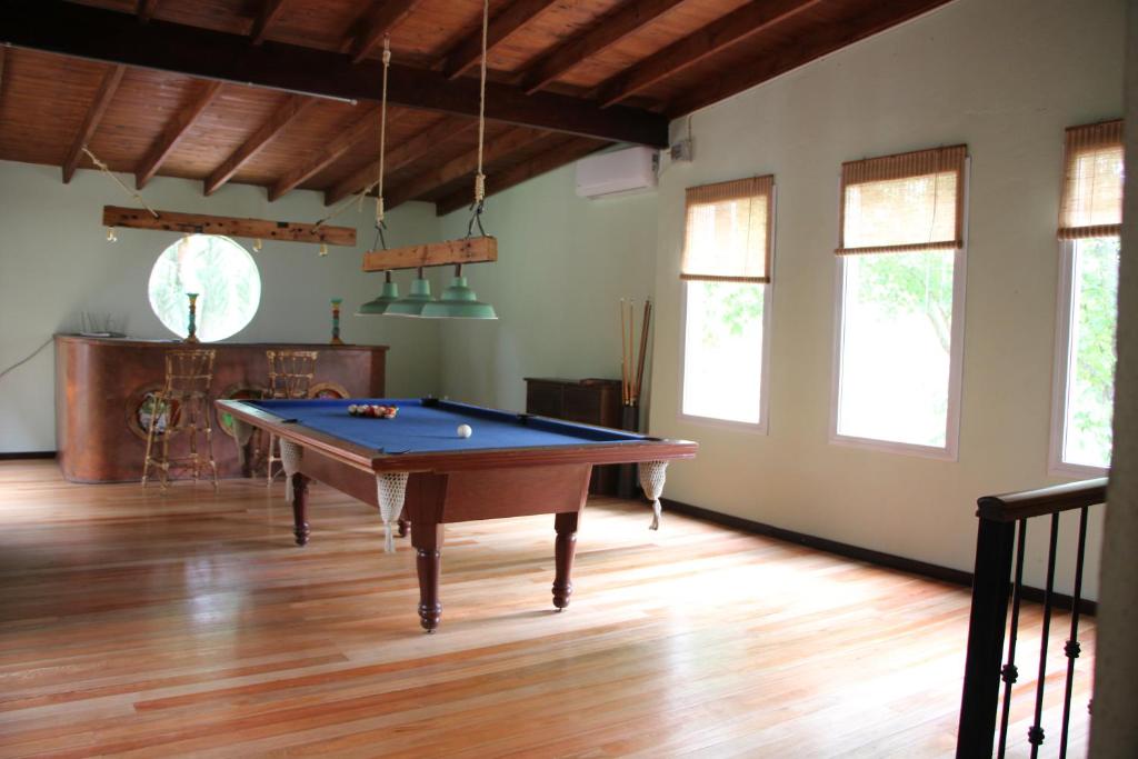CASA EDÉN en el Delta con piscina ideal para escapadas y vacaciones de verano a 30 min photo 1