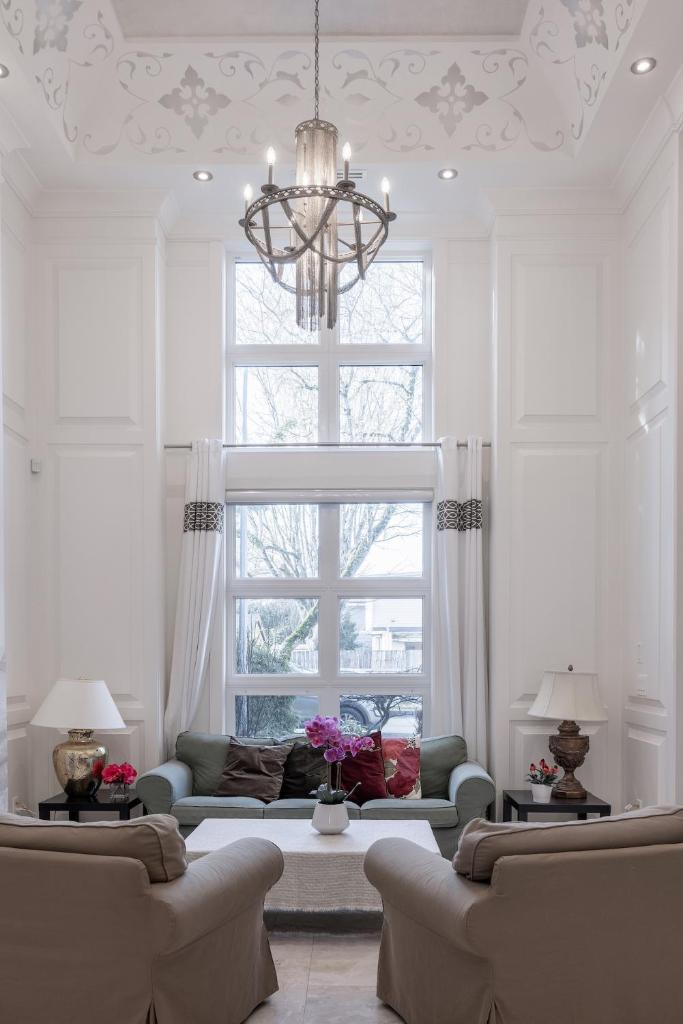 Luxurious Private Rooms in Richmond photo 1