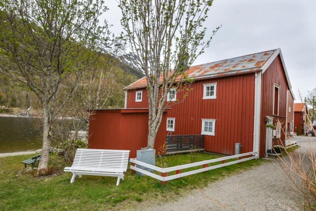 Sjøgata Riverside Rental and Salmon Fishing photo 1