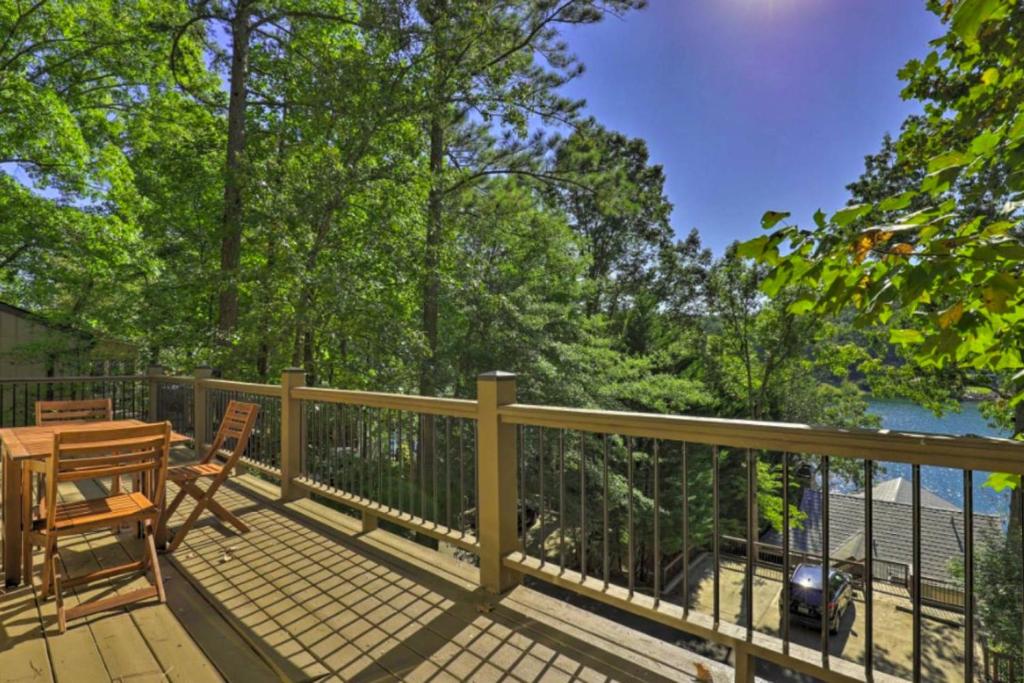 Lake Haven image