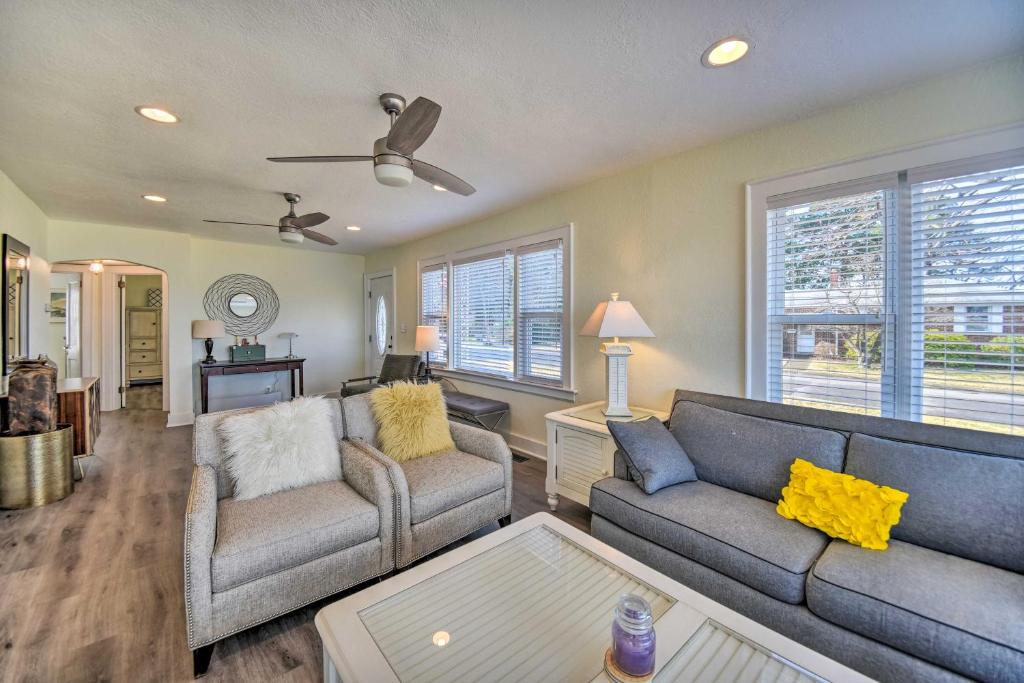 Portsmouth Waterfront Vacation Rental with Deck photo 4
