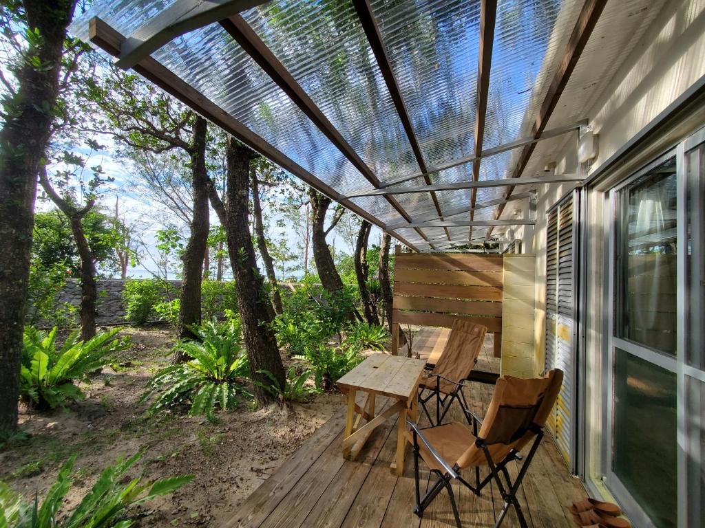 Kuganipi Beachside Inn Iriomote photo 1